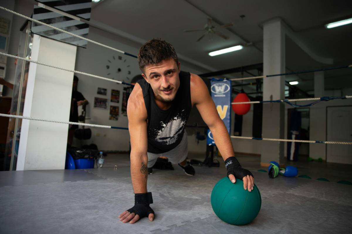 Effective Strategies for Weight Loss Through Diet and Exercise
